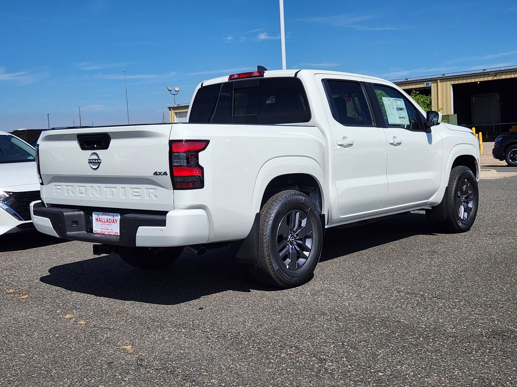 2025 Nissan Frontier Crew Cab SV photo 5