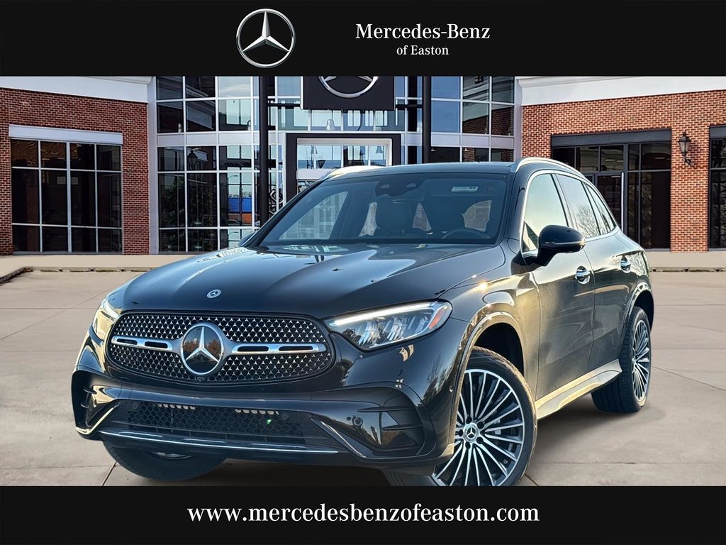 2025 Mercedes-Benz GLC