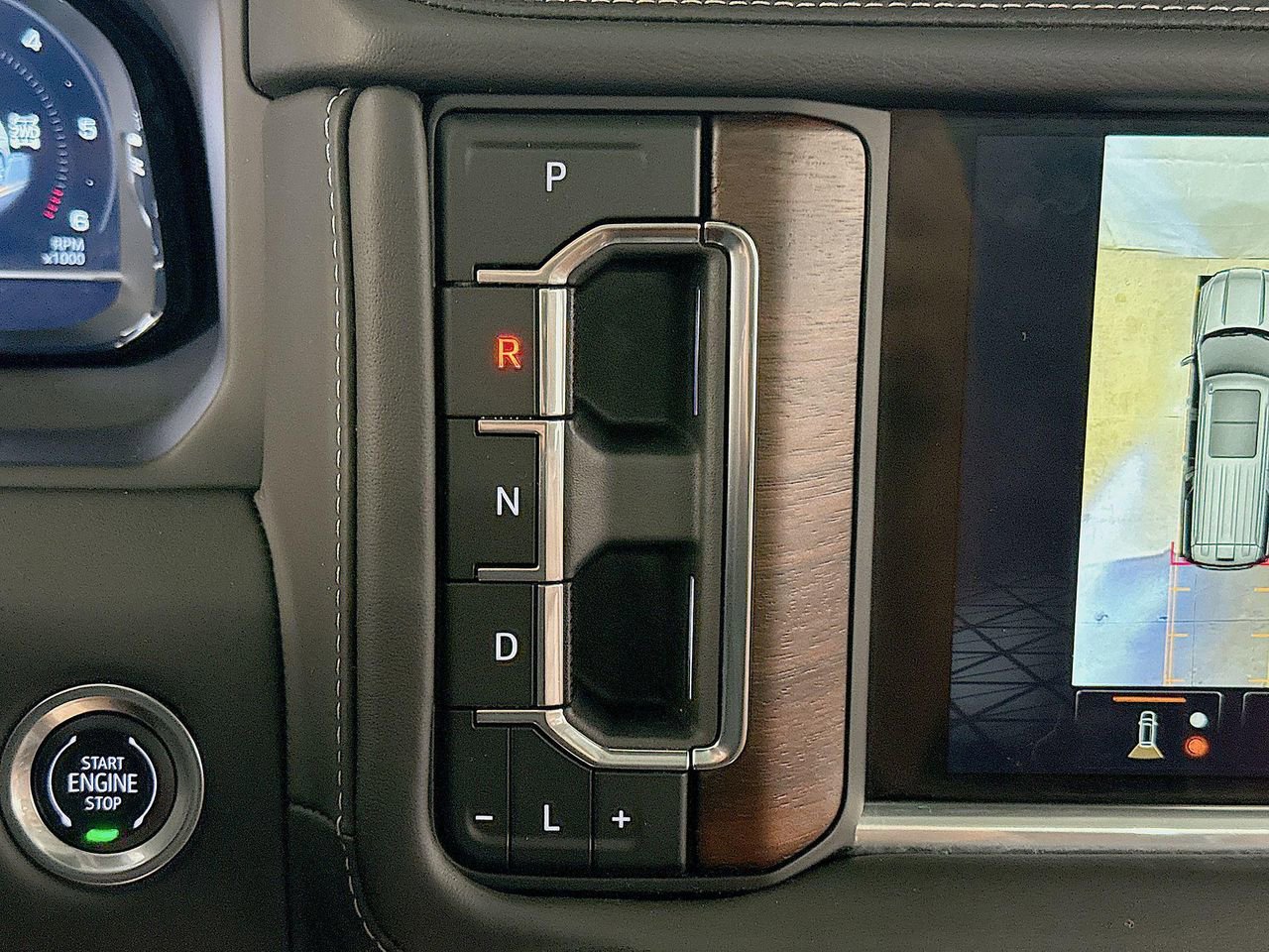 2024 Gmc Yukon Denali Ultimate photo 14