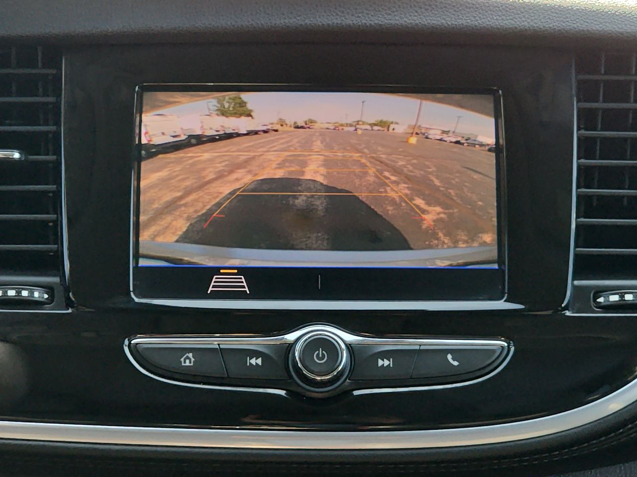 2022 Buick Encore Preferred photo 16
