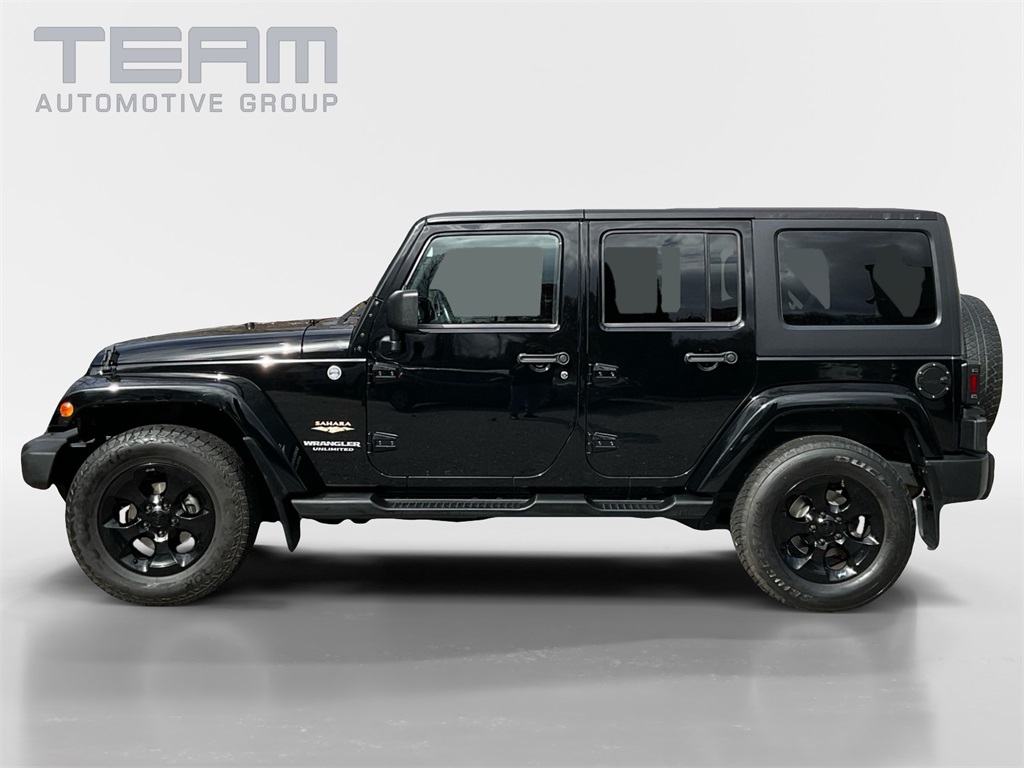 2014 Jeep Wrangler Unlimited Sahara photo 4