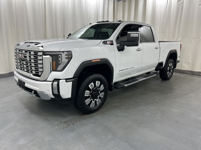 2024 Gmc Sierra HD Denali photo 2