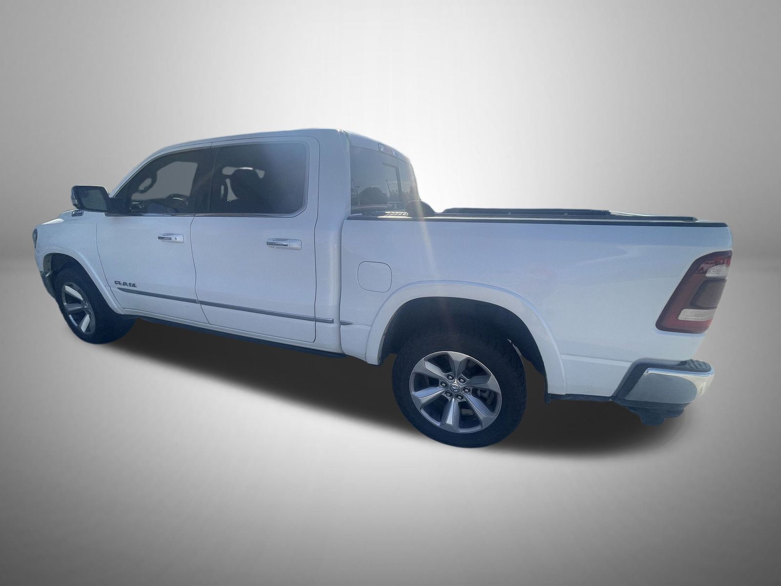 2021 Ram 1500 Limited photo 3