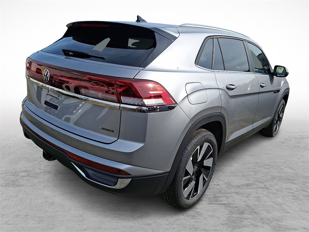 2026 Volkswagen Atlas Cross Sport SE Technology photo 3