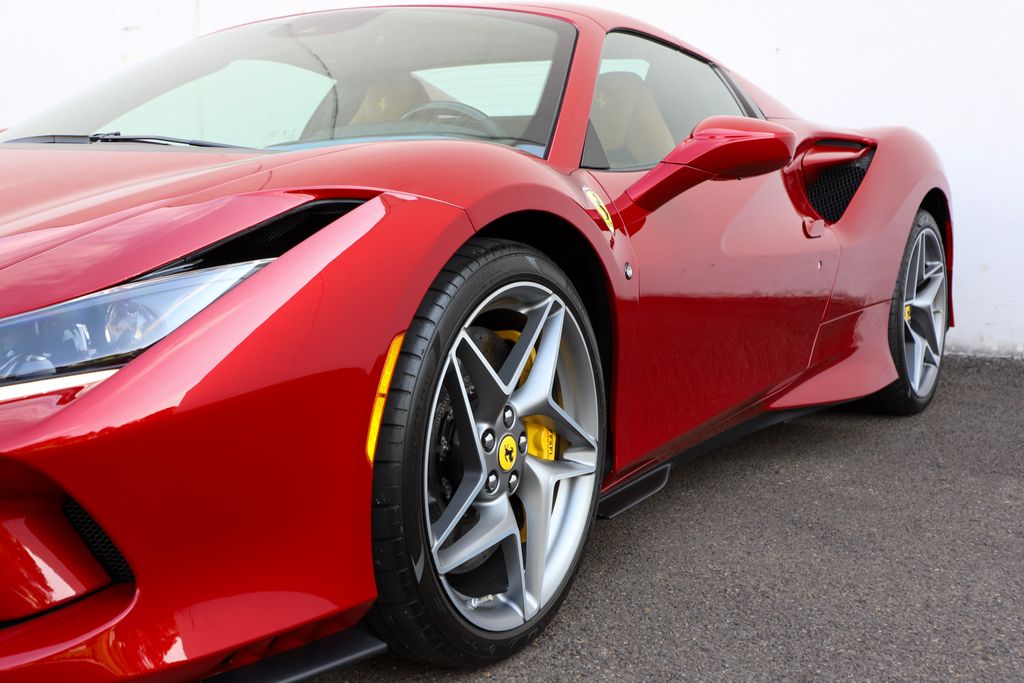 2021 Ferrari F8 Spider photo 49