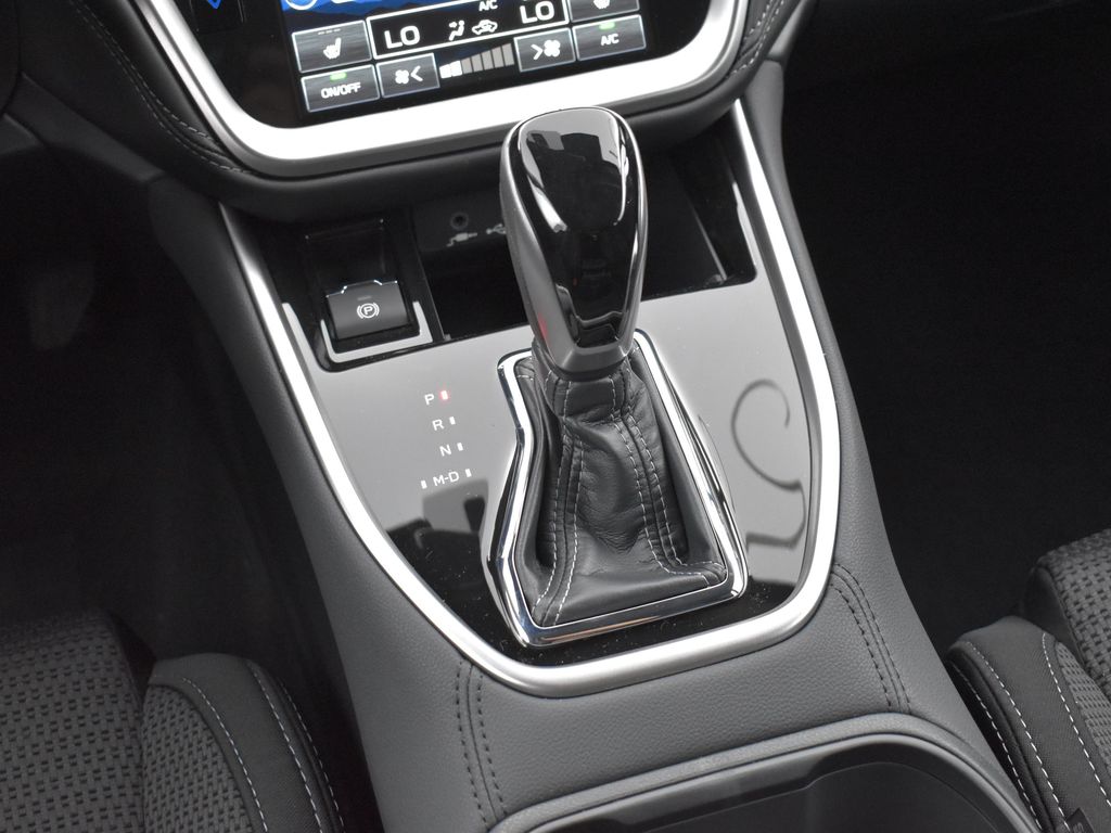 2025 Subaru Outback Premium photo 15