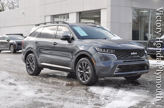 2022 Kia Sorento X-Line EX's photo