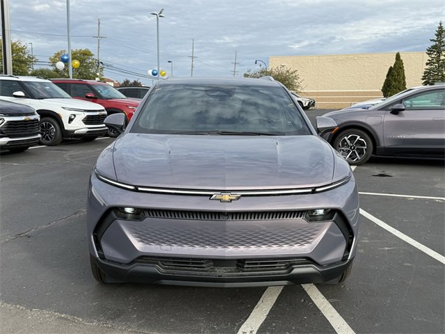 2026 Chevrolet Equinox EV 1LT photo 2