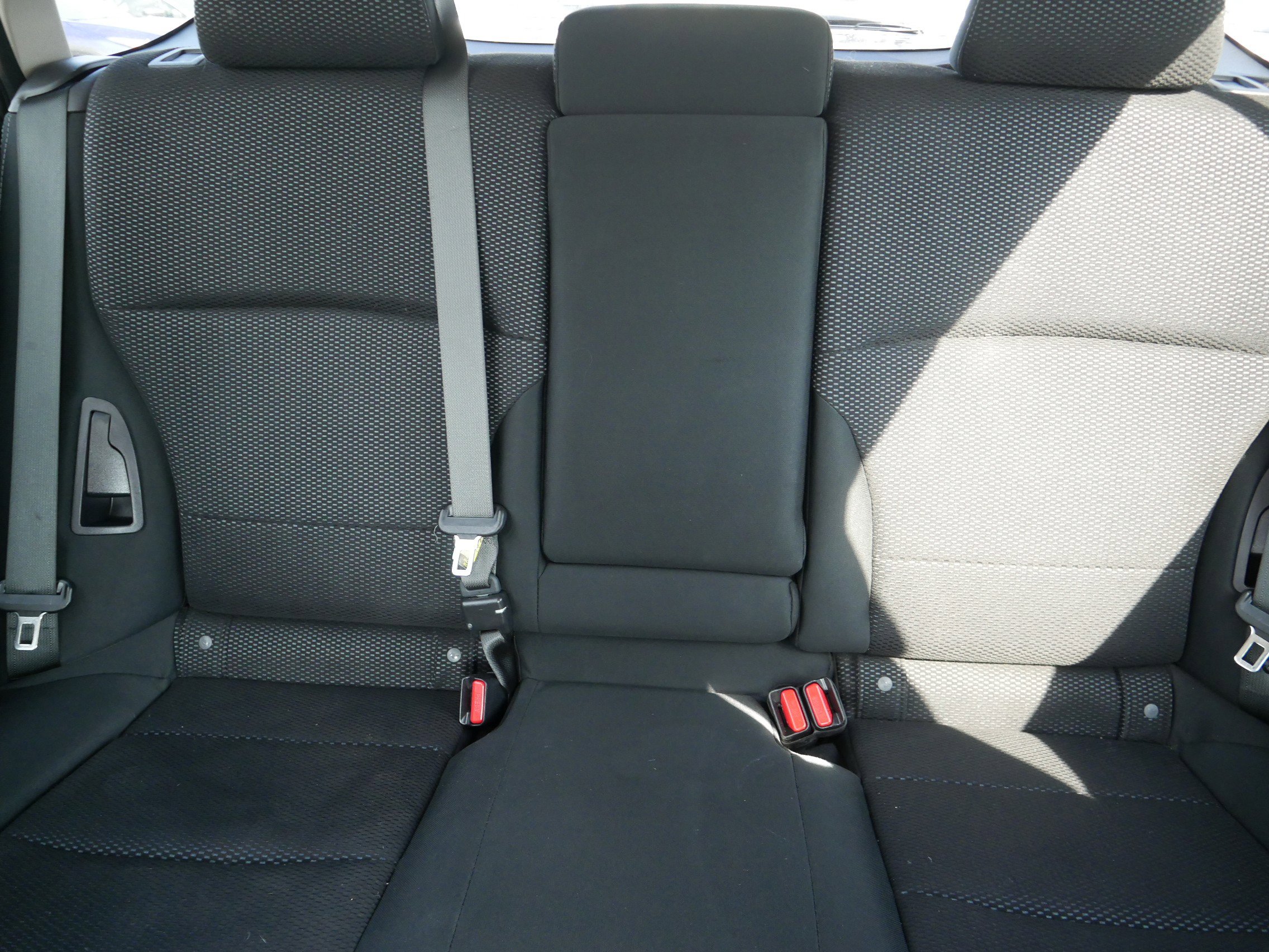 2015 Subaru Outback 2.5i Premium photo 12