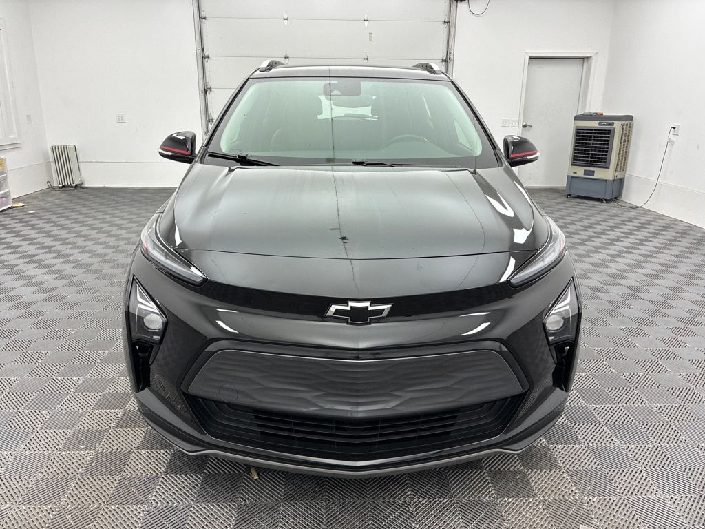 2023 Chevrolet Bolt EUV photo 2