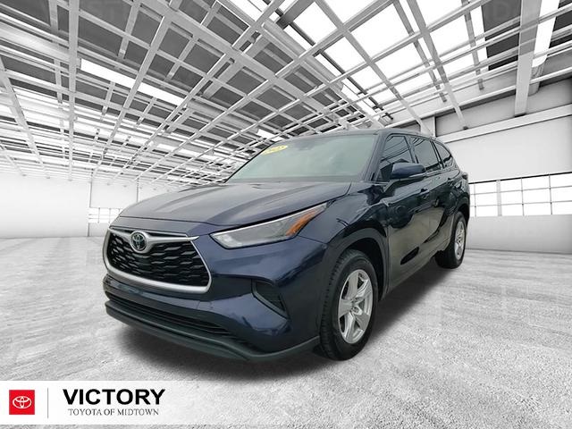 2022 Toyota Highlander L photo 8