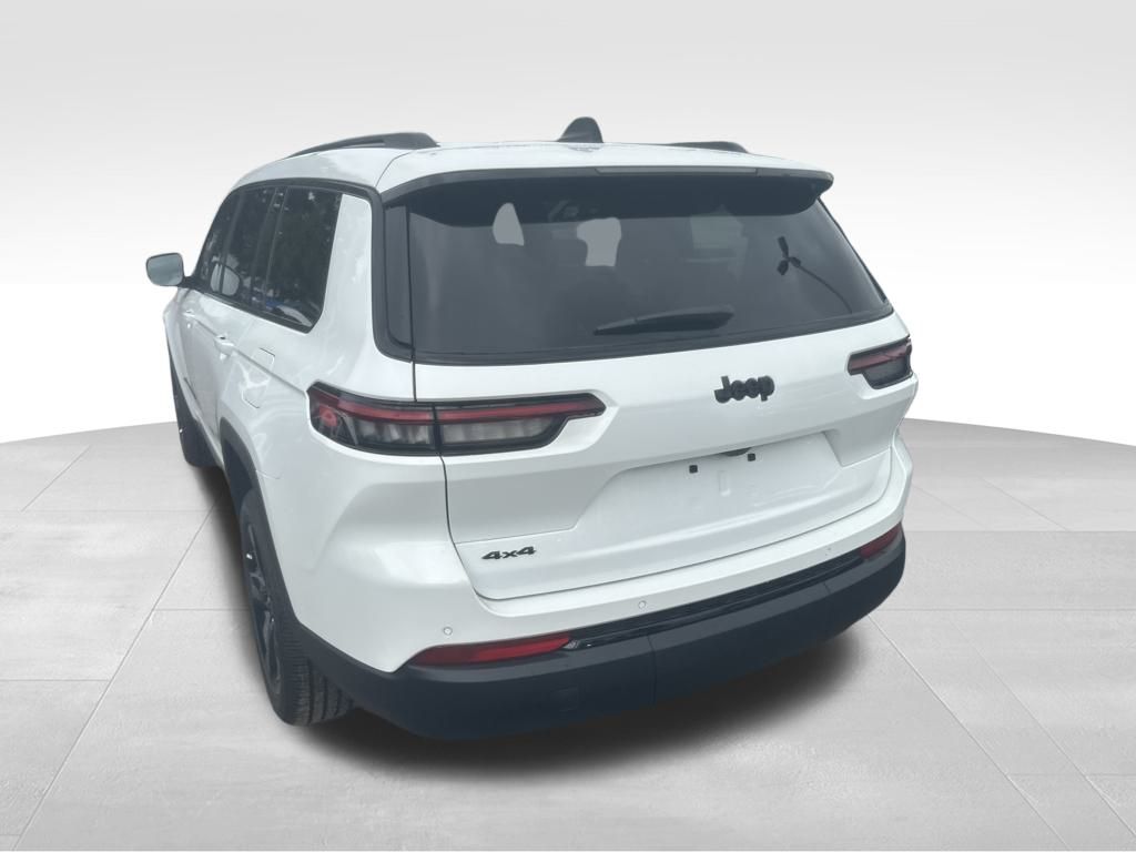2025 Jeep Grand Cherokee Altitude X photo 13