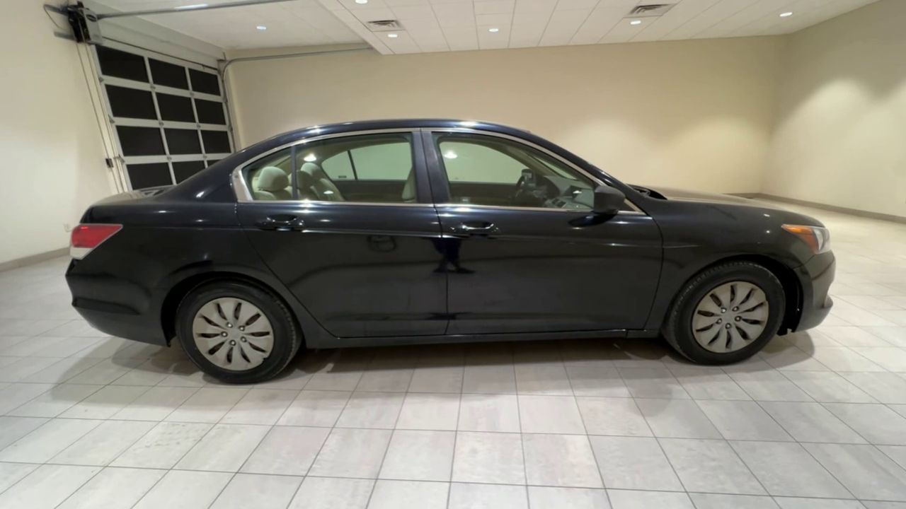 2009 Honda Accord LX photo 27