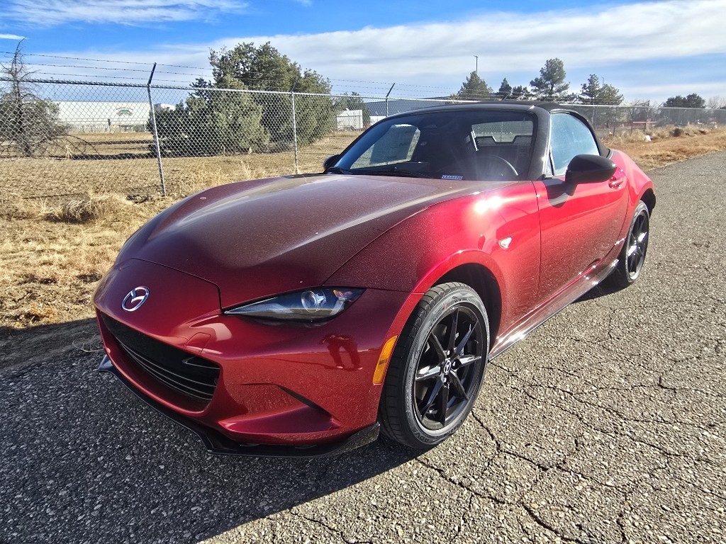 2025 Mazda MX-5 Miata Sport's photo