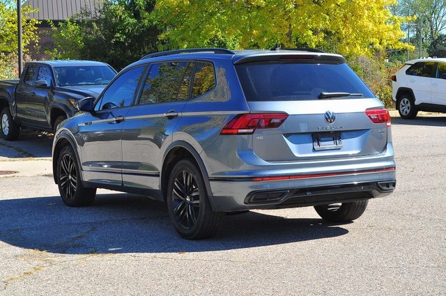 2022 Volkswagen Tiguan SE R-Line Black photo 4