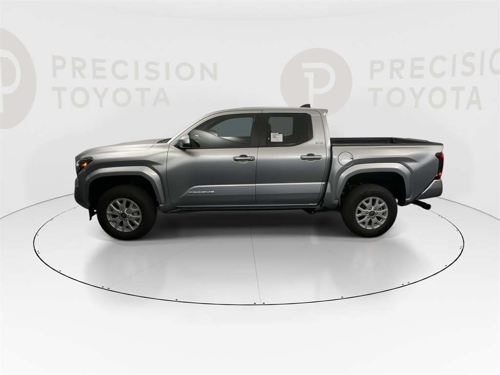 2025 Toyota Tacoma SR5 4x4 Double Cab photo 7
