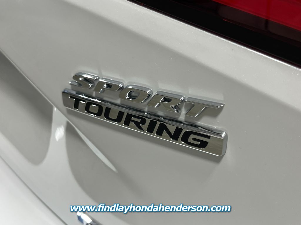 2026 Honda Civic Hybrid Sport Touring photo 4