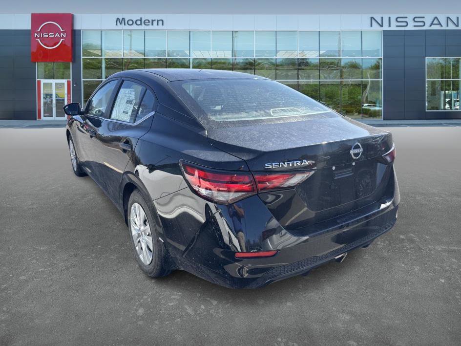 2025 Nissan Sentra S photo 4