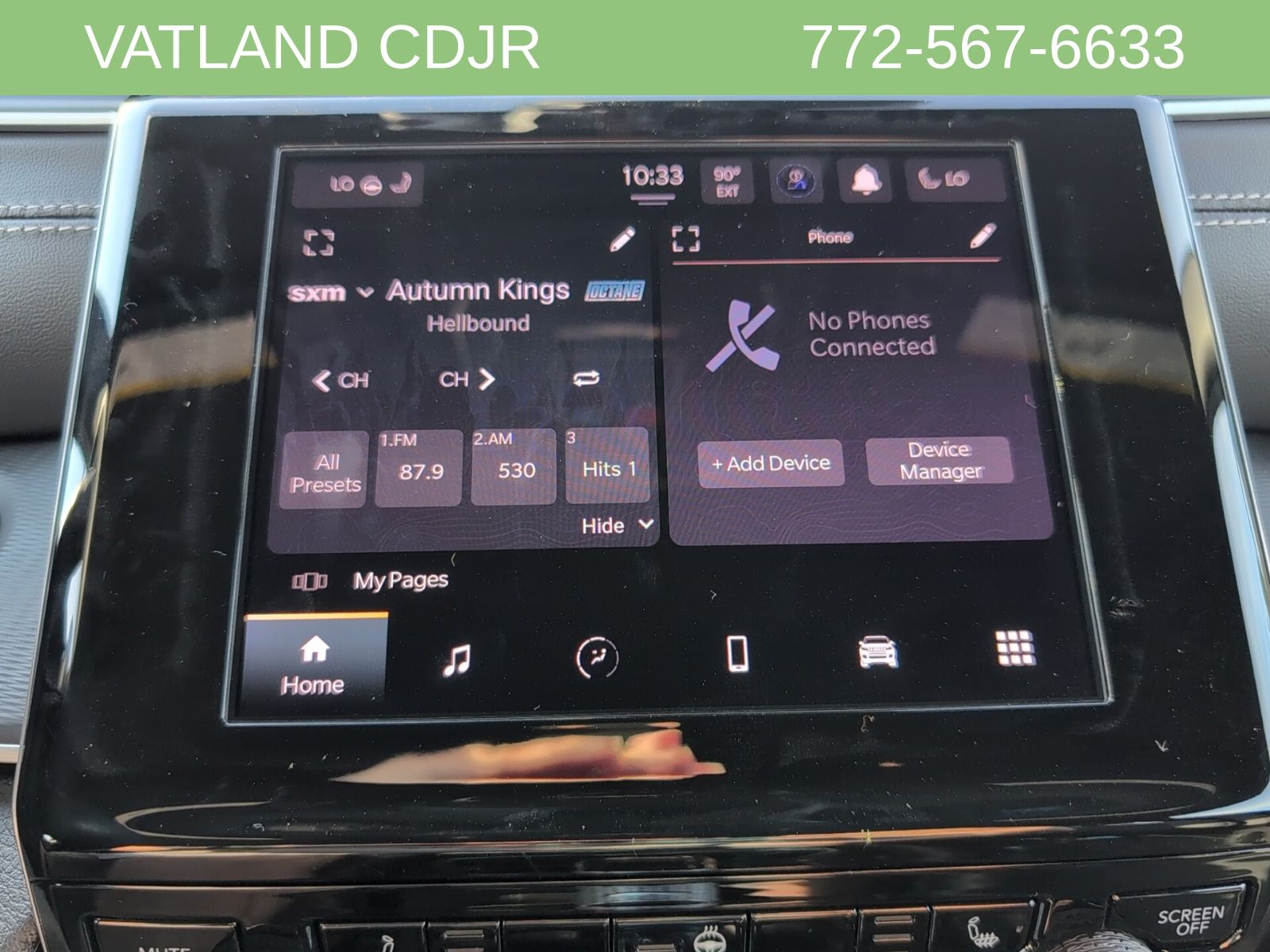2025 Jeep Grand Cherokee Laredo Altitude photo 17