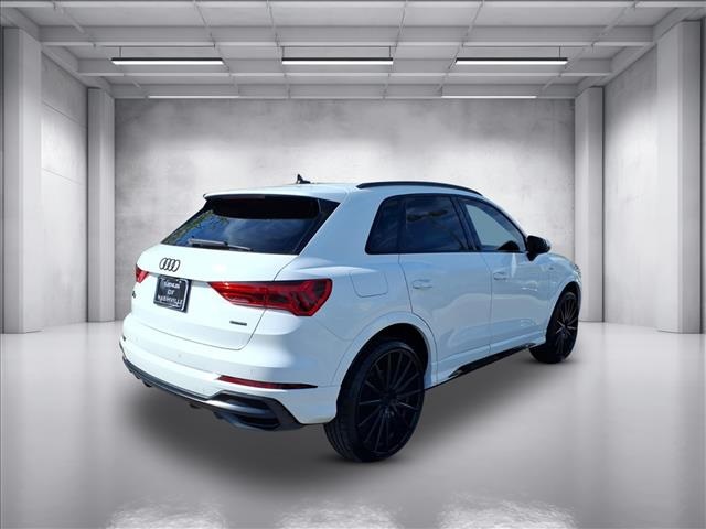 2022 Audi Q3 Premium Plus S line photo 3