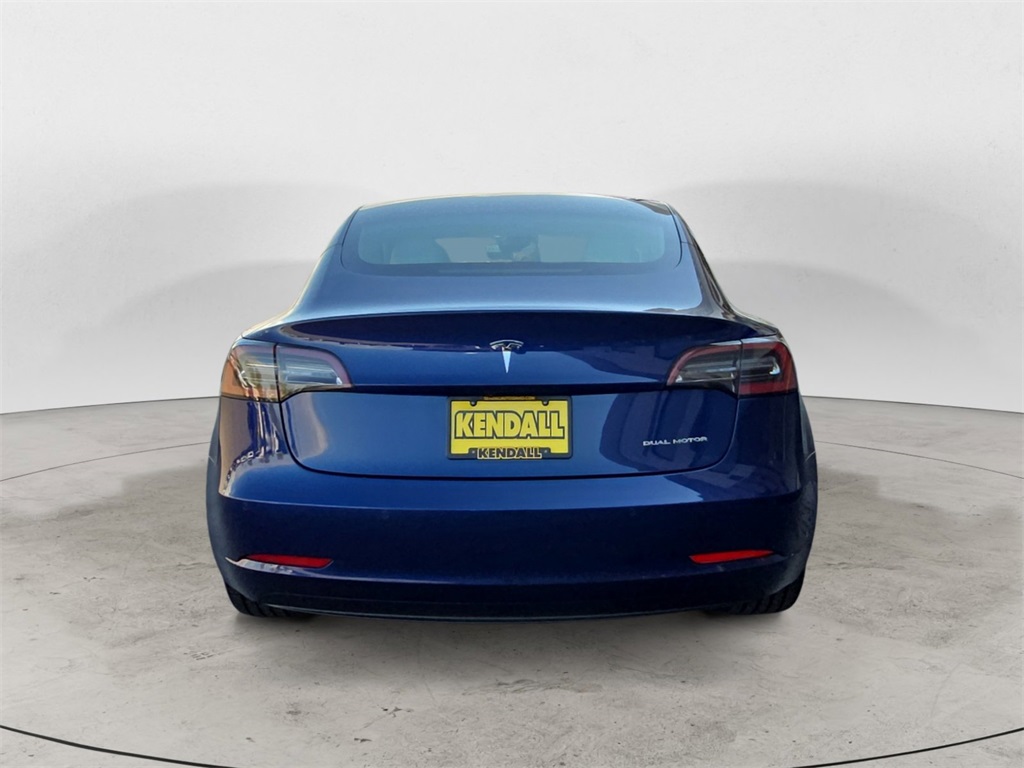 2018 Tesla Model 3 Long Range photo 4