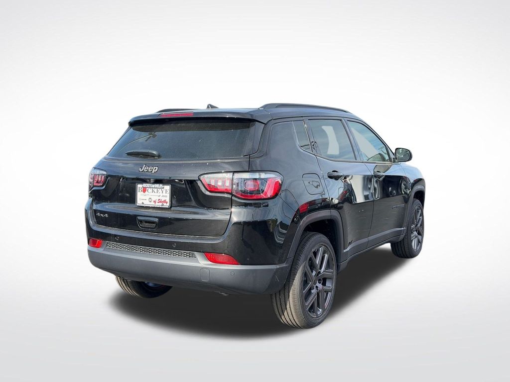 2026 Jeep Compass Limited Altitude photo 4