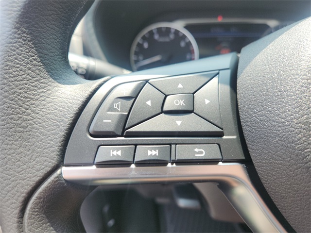 2025 Nissan Sentra SV photo 15