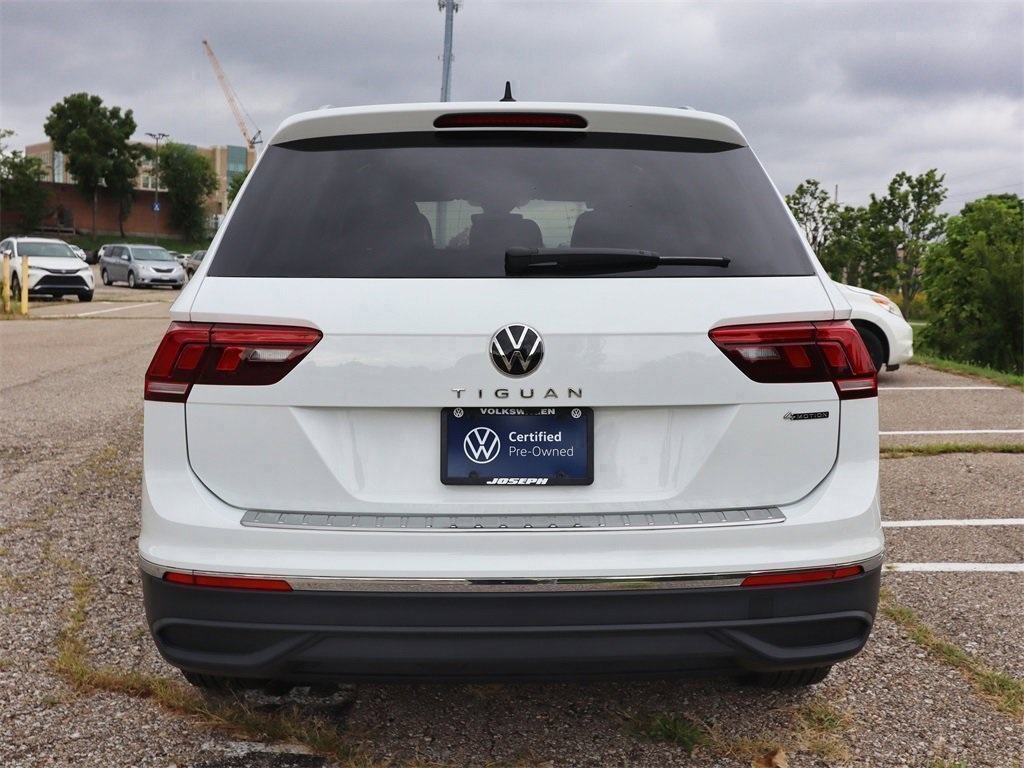 2024 Volkswagen Tiguan Wolfsburg Edition photo 3