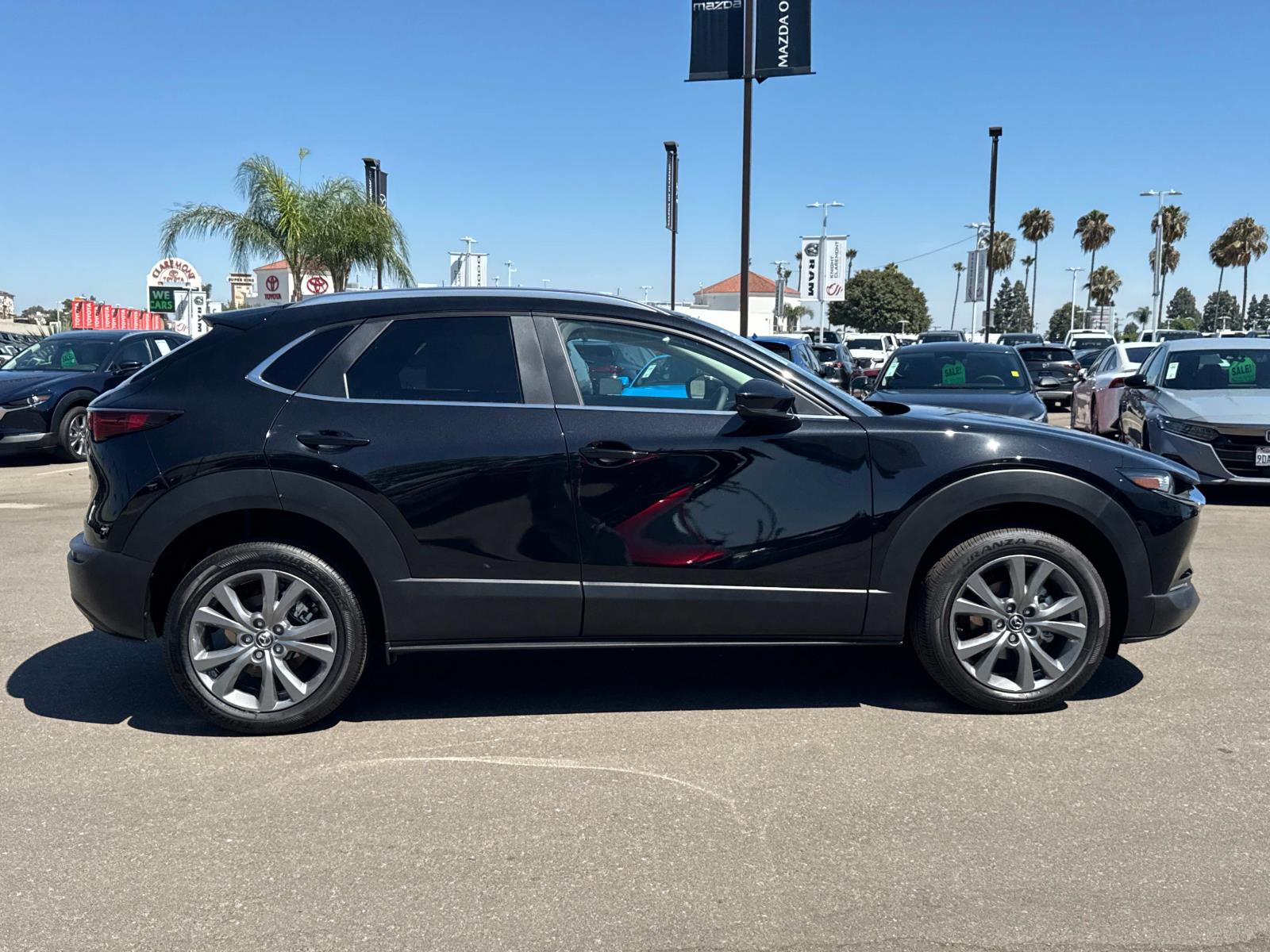 2025 Mazda CX-30 2.5 S Preferred photo 4