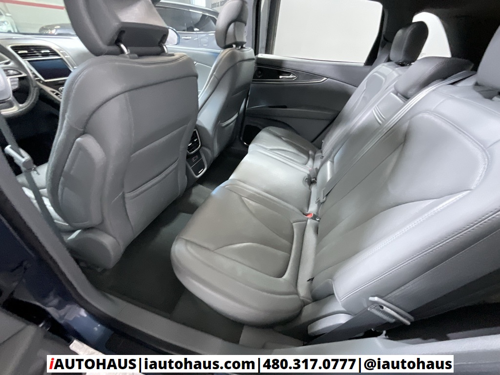 2019 Lincoln Nautilus Reserve photo 12
