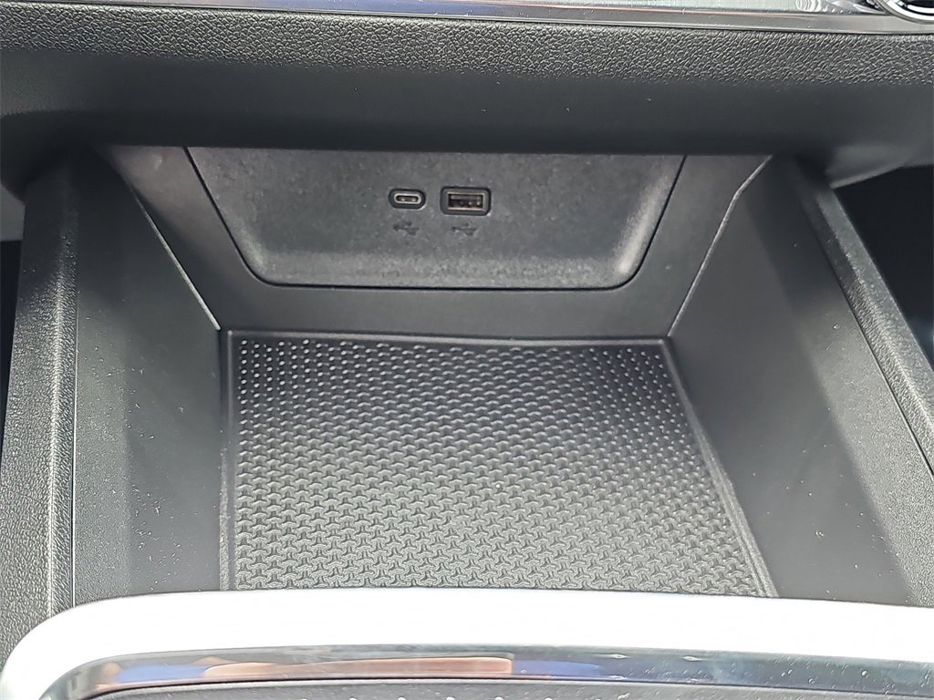 2026 Chevrolet Equinox LT photo 22