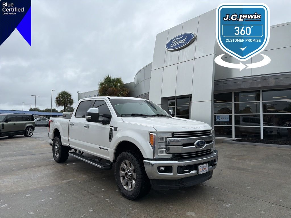 2017 Ford F-350 Super Duty Lariat