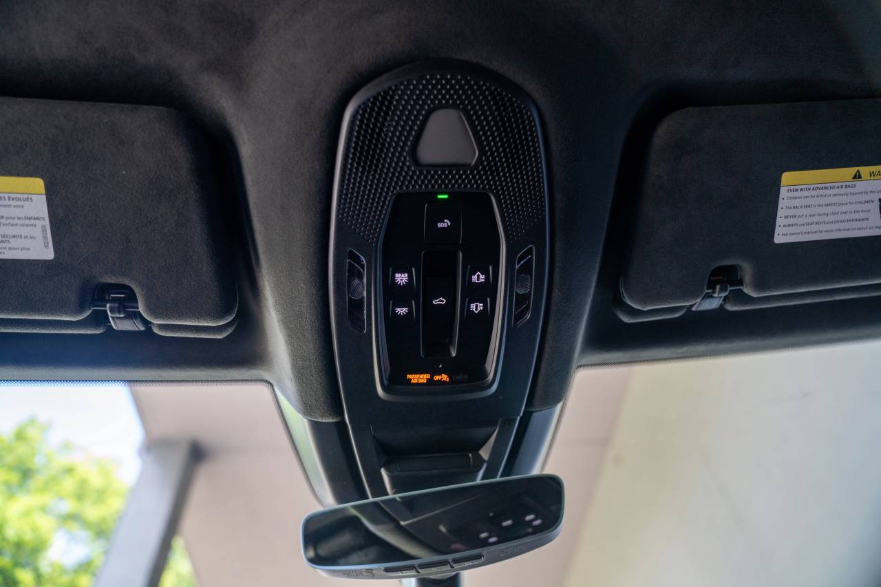 2025 Porsche Cayenne GTS photo 18