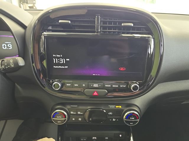 2023 Kia Soul EX photo 17