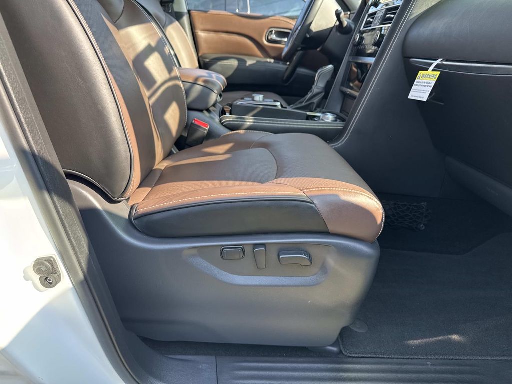 2023 Infiniti QX80 Premium Select photo 11