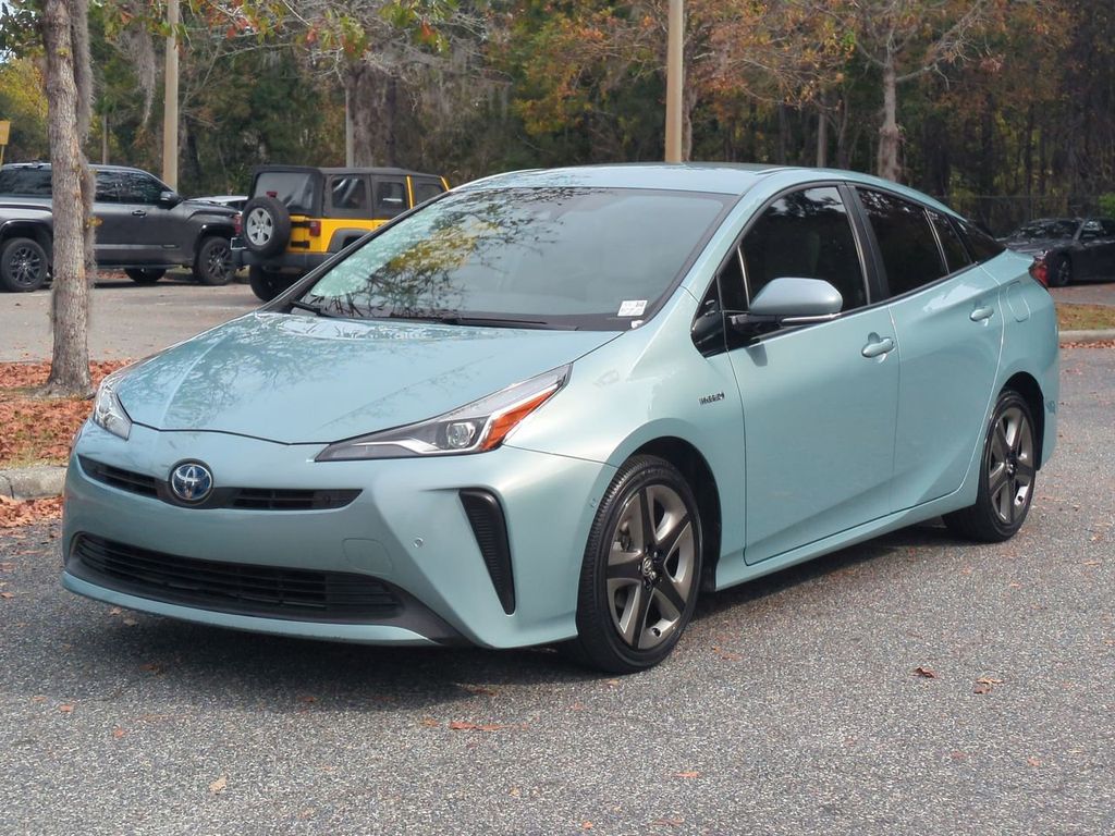 2020 Toyota Prius Limited's photo
