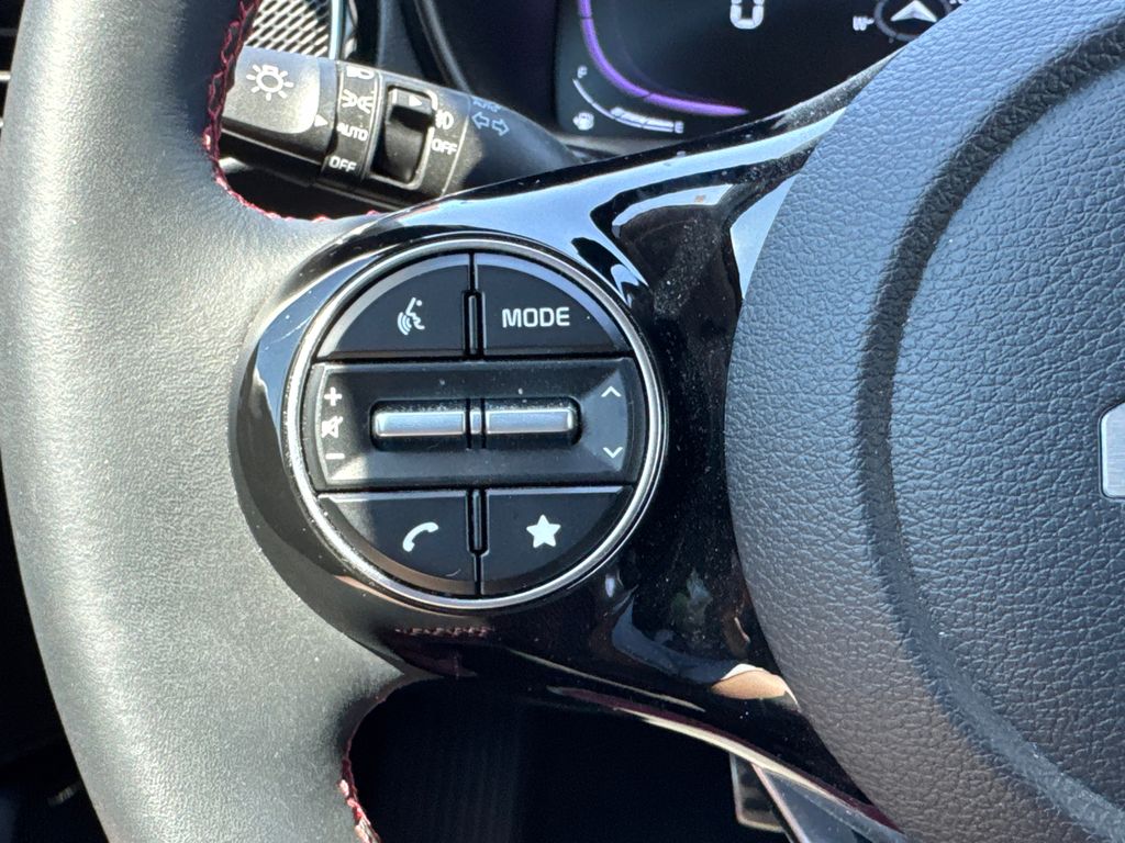 2025 Kia Soul GT-Line photo 21