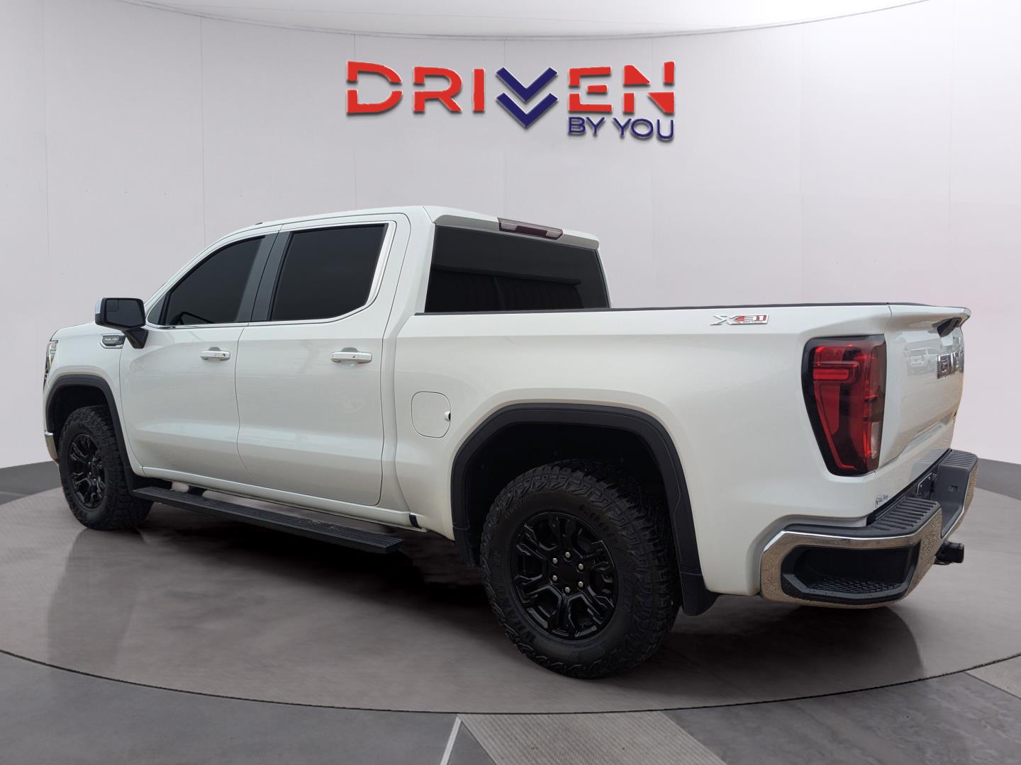 2021 Gmc Sierra 1500 SLE photo 3