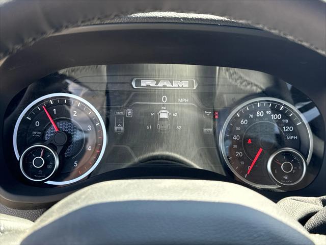 2025 Ram 2500 Tradesman photo 15