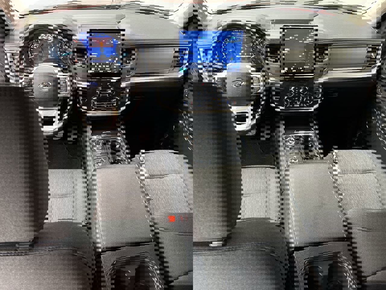 2022 Ford Expedition XLT photo 4