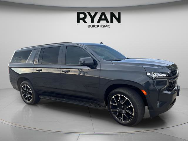 2022 Chevrolet Suburban RST's photo