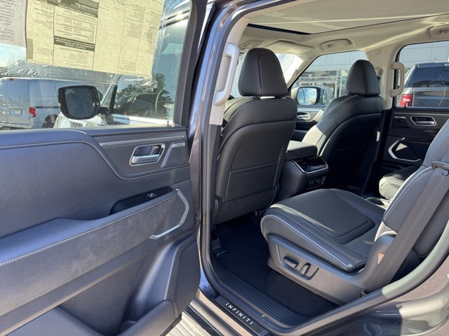 2025 Infiniti QX80 Luxe photo 29
