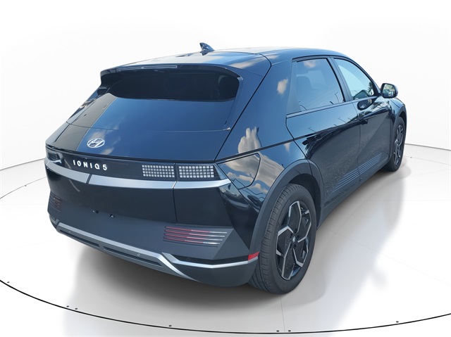 2024 Hyundai Ioniq 5 SEL photo 4
