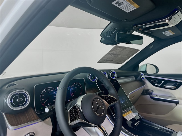 2026 Mercedes Benz GLC 300 photo 9