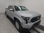 2025 Toyota Tacoma SR5's photo