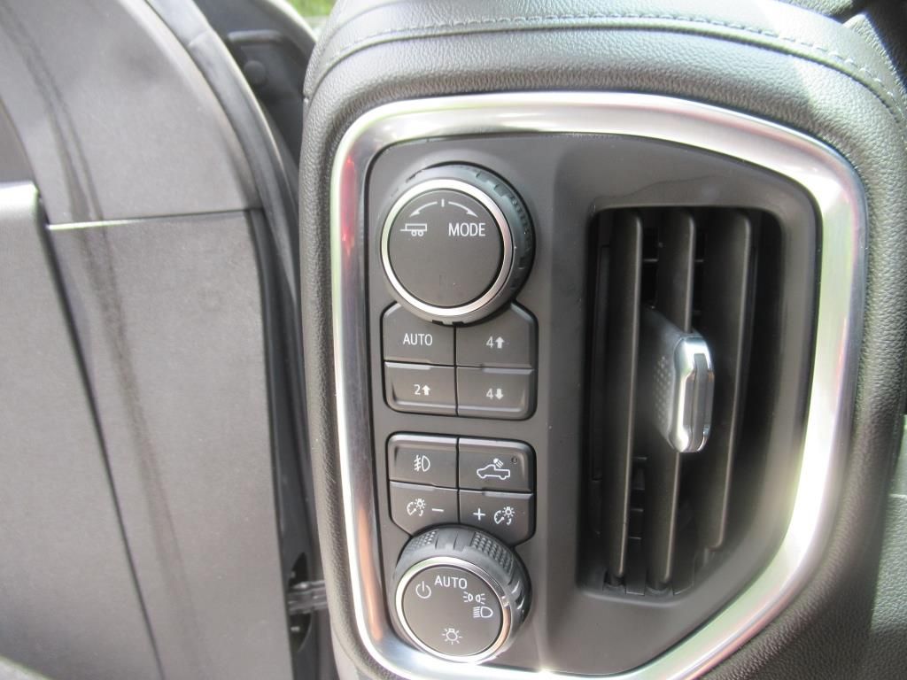 2022 Chevrolet Silverado 1500 RST photo 26