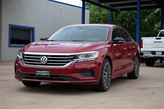 2022 Volkswagen Passat 2.0T Limited photo 11