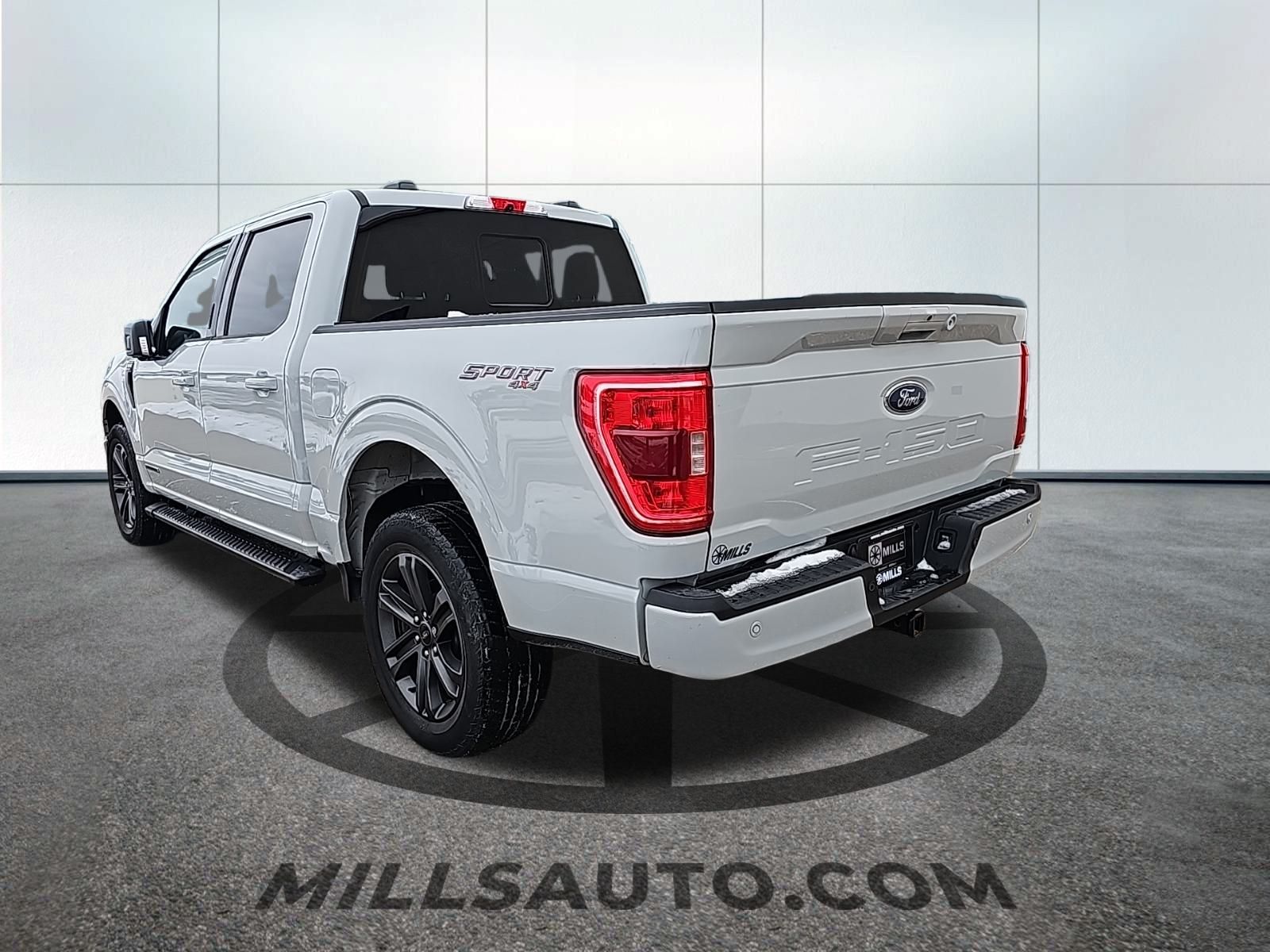 2023 Ford F-150 XLT photo 4