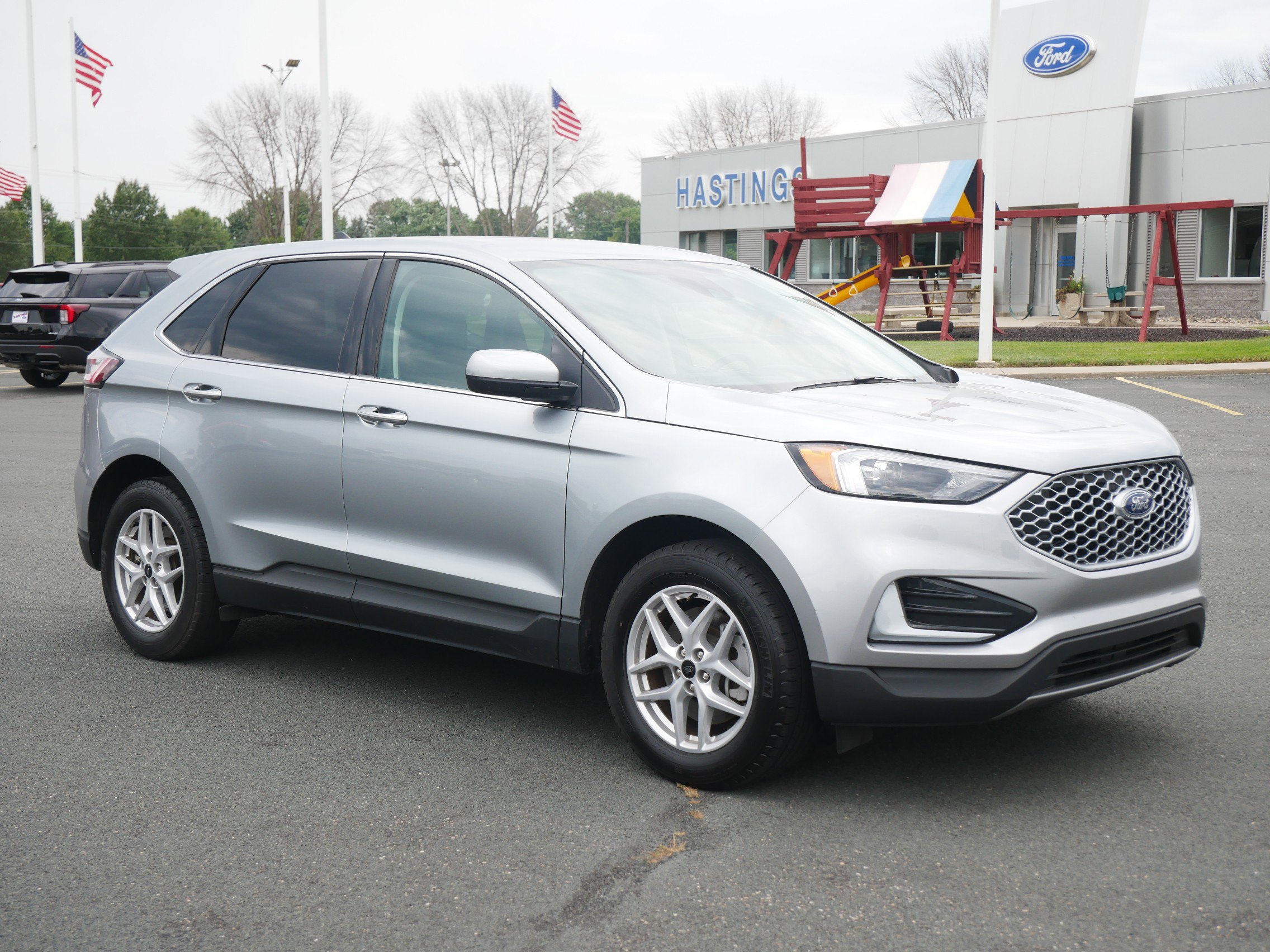2024 Ford Edge SEL photo 7