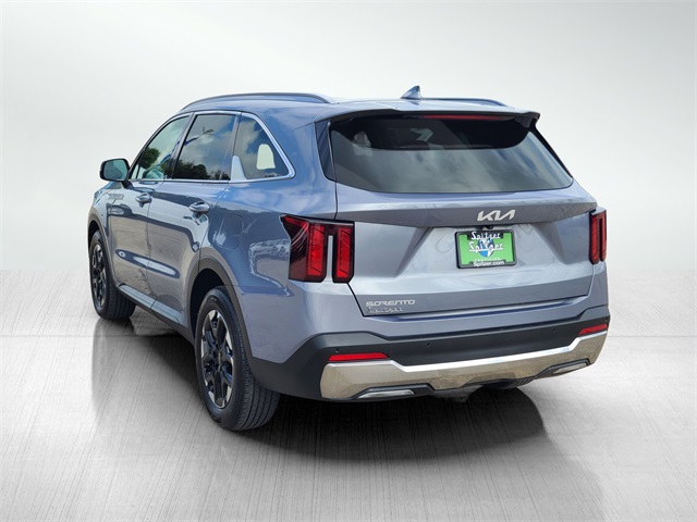 2024 Kia Sorento S photo 7